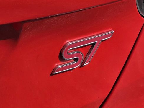 Used 2016 Ford Focus ST FWD image 26