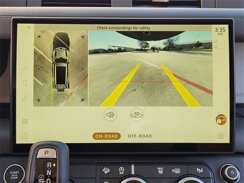 New 2026 Land Rover Defender 130 X-Dynamic SE image 13