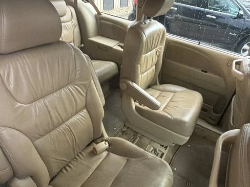 Used 2010 Honda Odyssey EX-L image 22
