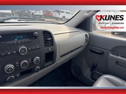 Used 2011 Chevrolet Silverado 1500 W/T RWD image 29