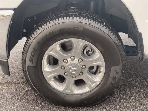 Used 2024 RAM 2500 Big Horn image 12