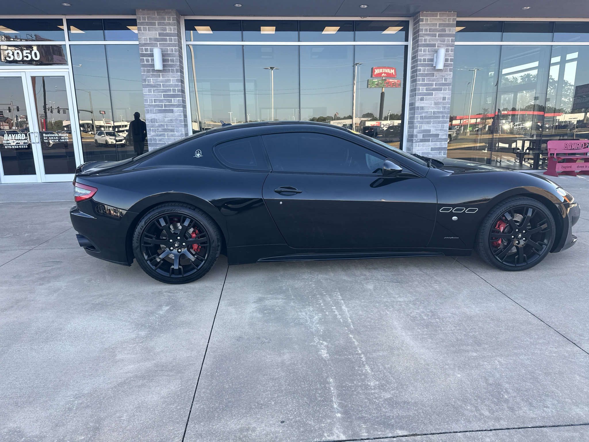 Used 2016 Maserati GranTurismo Sport RWD image 8