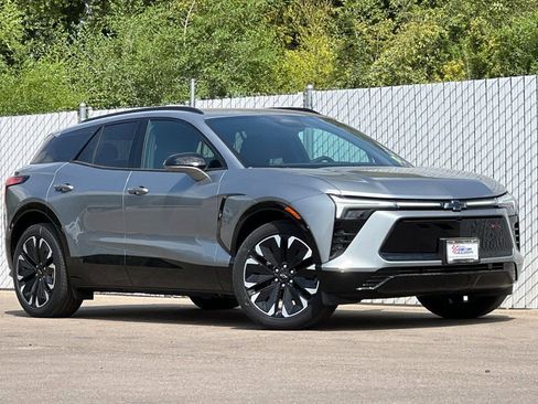 New 2025 Chevrolet Blazer EV RS RWD image 2