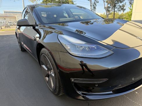 Used 2022 Tesla Model 3 Standard Range RWD image 7