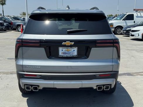 New 2026 Chevrolet Traverse LT w/ LPO, Floor Liner Package FWD image 4