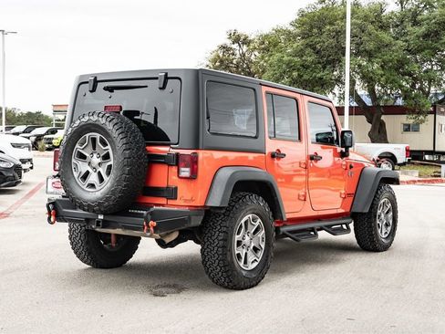 Used 2015 Jeep Wrangler Unlimited Rubicon w/ Connectivity Group AWD/4WD image 5