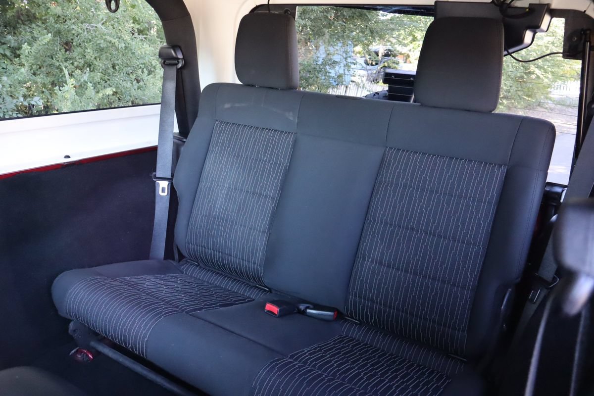Used 2012 Jeep Wrangler Sahara w/ Connectivity Group AWD/4WD image 19