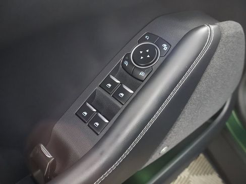 Used 2025 Ford Mustang Mach-E Premium AWD/4WD image 38