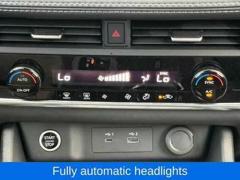 Used 2023 Nissan Rogue SV AWD/4WD image 22