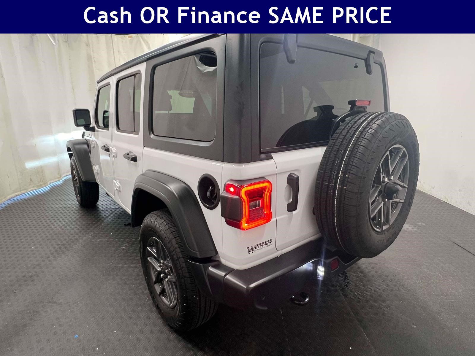 Used 2026 Jeep Wrangler Unlimited Sport AWD/4WD image 8