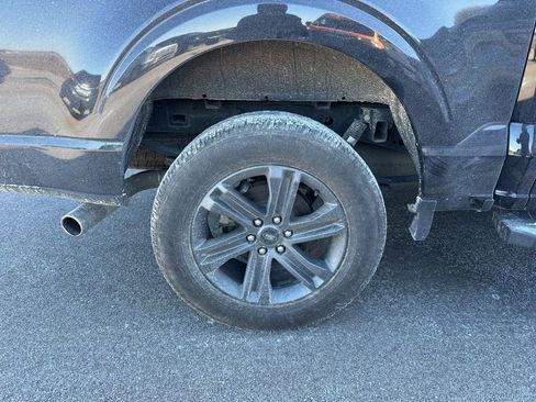 Used 2023 Ford F150 Lariat w/ Equipment Group 502A High image 9