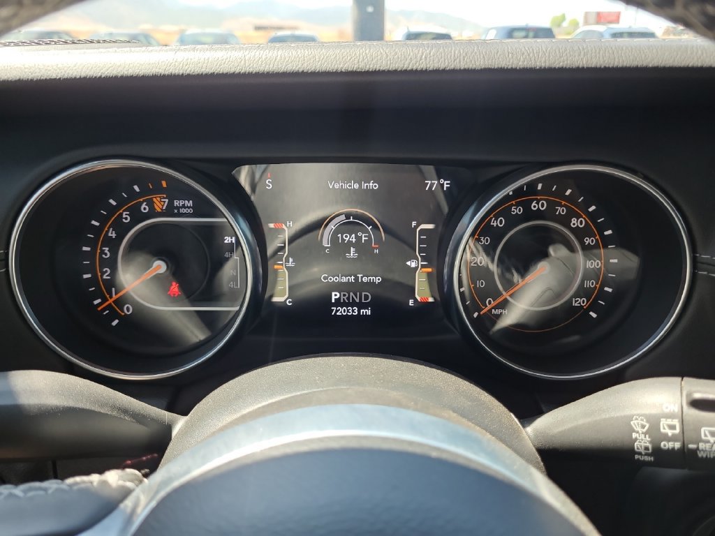 Used 2020 Jeep Wrangler Unlimited Sahara AWD/4WD image 19
