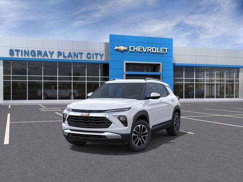 New 2026 Chevrolet TrailBlazer LT FWD image 8