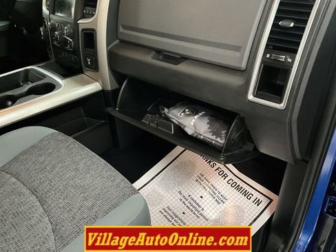 Used 2019 RAM 1500 Classic SLT w/ Luxury Group AWD/4WD image 40