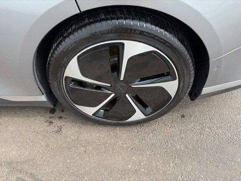 Used 2023 Lucid Air Touring AWD/4WD image 39