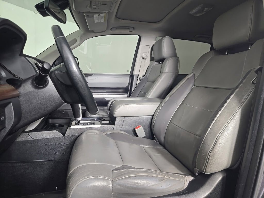 Used 2020 Toyota Tundra Limited w/ Limited Premium Package RWD image 8