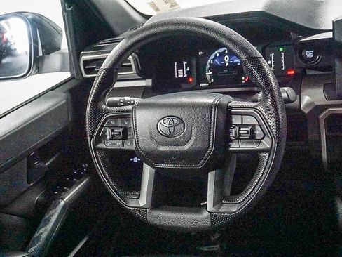 Certified 2024 Toyota Tacoma SR5 AWD/4WD image 16