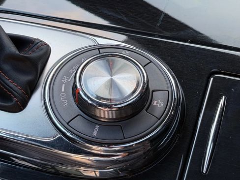 Used 2020 Nissan Armada Platinum w/ Platinum Reserve Package image 50