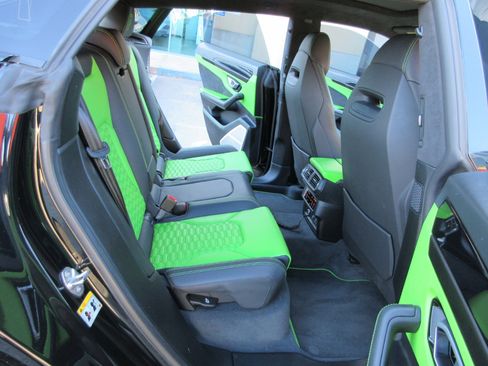 Used 2022 Lamborghini Urus image 40