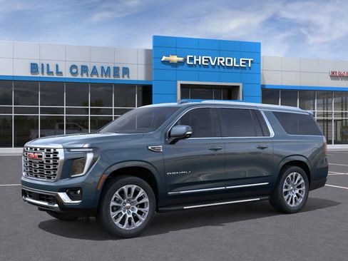 New 2025 GMC Yukon XL Denali w/ LPO, Illumination Package image 18
