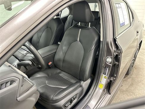 Used 2024 Toyota Camry XSE image 15