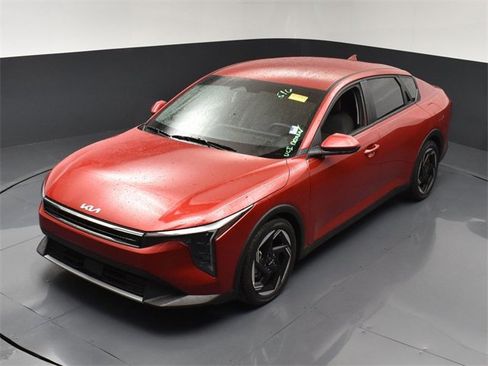 Certified 2025 Kia K4 EX image 43