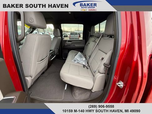 Used 2025 GMC Sierra 2500 SLT w/ SLT Premium Package image 15