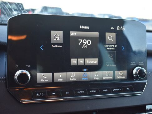 Used 2023 Mitsubishi Outlander SE image 30