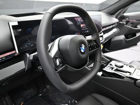 New 2027 BMW 530i xDrive w/ Premium Package AWD/4WD image 18