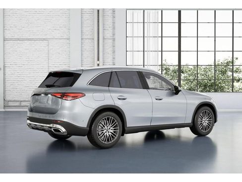 Certified 2025 Mercedes-Benz GLC 300 4MATIC image 20