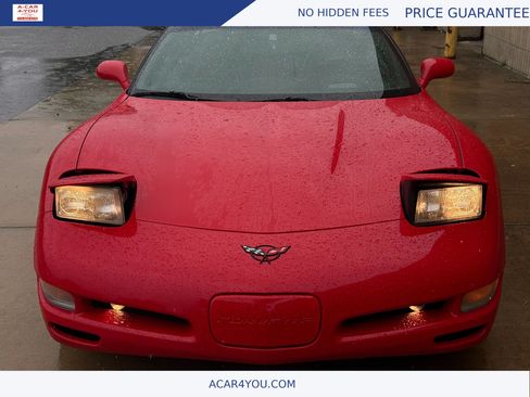Used 2002 Chevrolet Corvette Coupe w/ Preferred Equipment Group2 RWD image 8