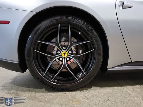 Used 2014 Ferrari F12 Berlinetta image 41