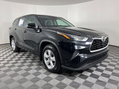 Used 2023 Toyota Highlander L