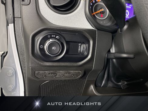 Used 2025 Jeep Wrangler Sport AWD/4WD image 23
