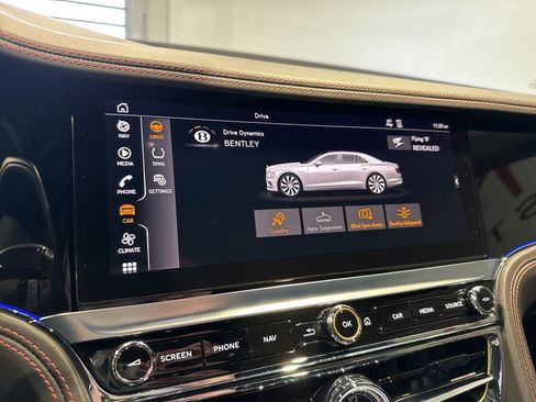 Used 2022 Bentley Flying Spur V8 image 29