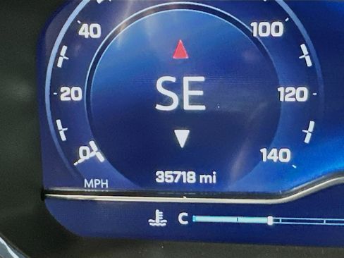 Used 2023 Chevrolet Silverado 1500 LT image 18