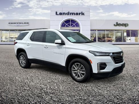 Used 2023 Chevrolet Traverse LT AWD/4WD image 21