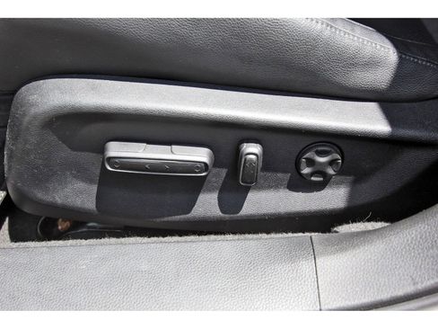 Used 2018 Honda Accord Touring image 29