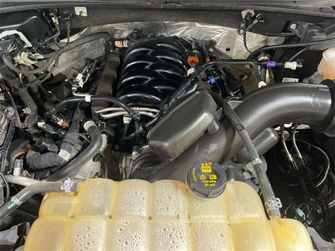 Used 2018 Ford F150 XLT w/ Equipment Group 302A Luxury image 24