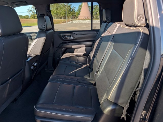 Used 2021 GMC Yukon XL SLT RWD image 24