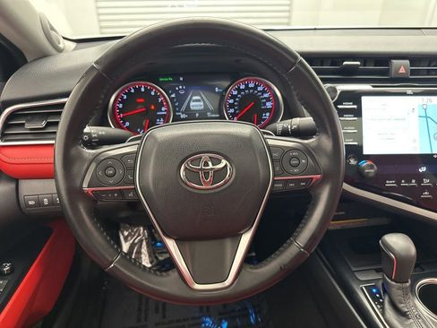 Used 2018 Toyota Camry XSE w/ Driver Assist Package image 18