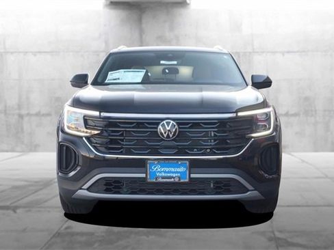 New 2026 Volkswagen Atlas Cross Sport SE image 4