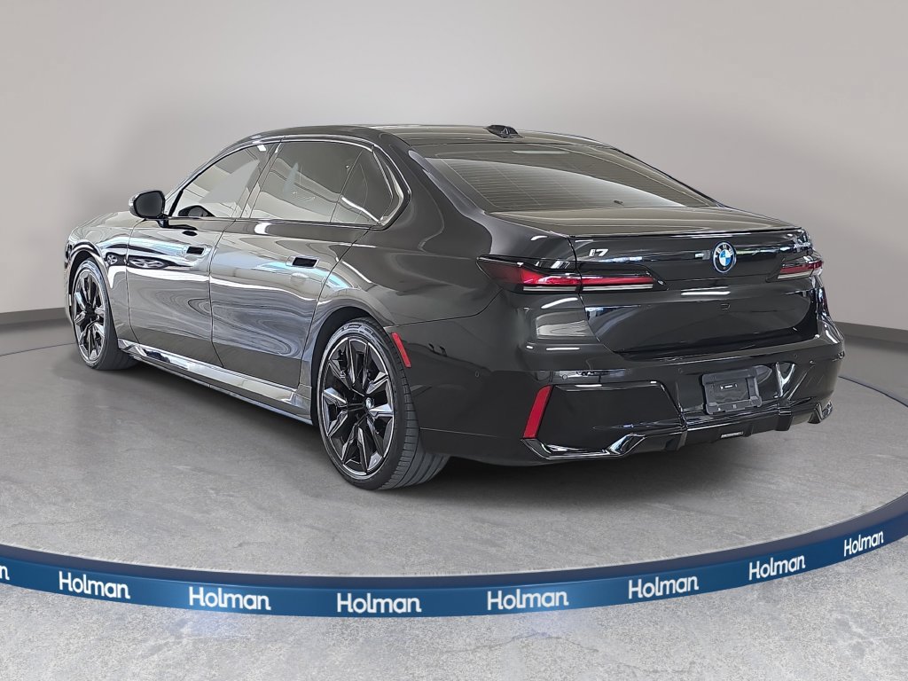 Certified 2023 BMW i7 xDrive60 AWD/4WD image 8