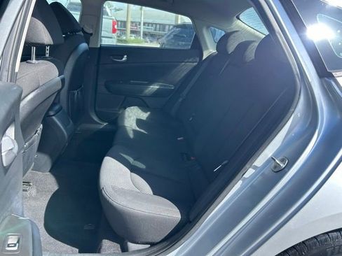Used 2016 Kia Optima LX FWD image 15