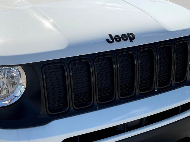 Used 2023 Jeep Renegade Altitude AWD/4WD image 32
