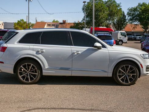 Used 2018 Audi Q7 3.0T Prestige w/ Prestige Package AWD/4WD image 5