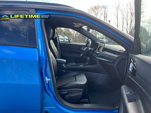 Used 2025 Jeep Compass Trailhawk image 32