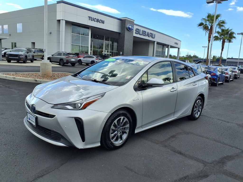 Used 2019 Toyota Prius Limited w/ Premium Convenience Package FWD image 7