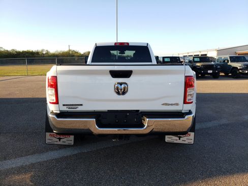 Used 2024 RAM 3500 Big Horn image 6