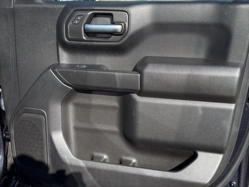 Used 2023 Chevrolet Silverado 1500 Custom image 29